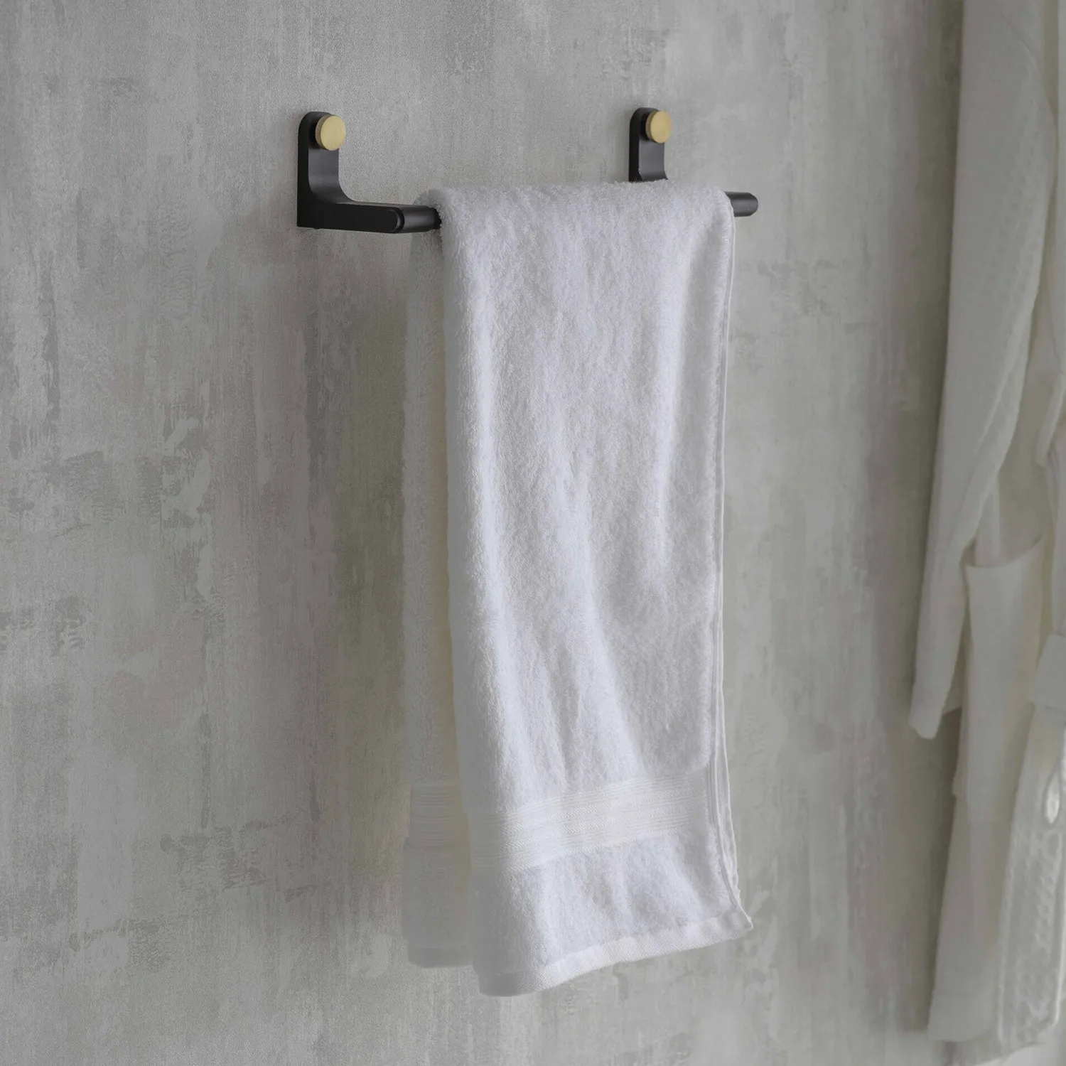 Graham & Green Adelphi Small Towel Rail