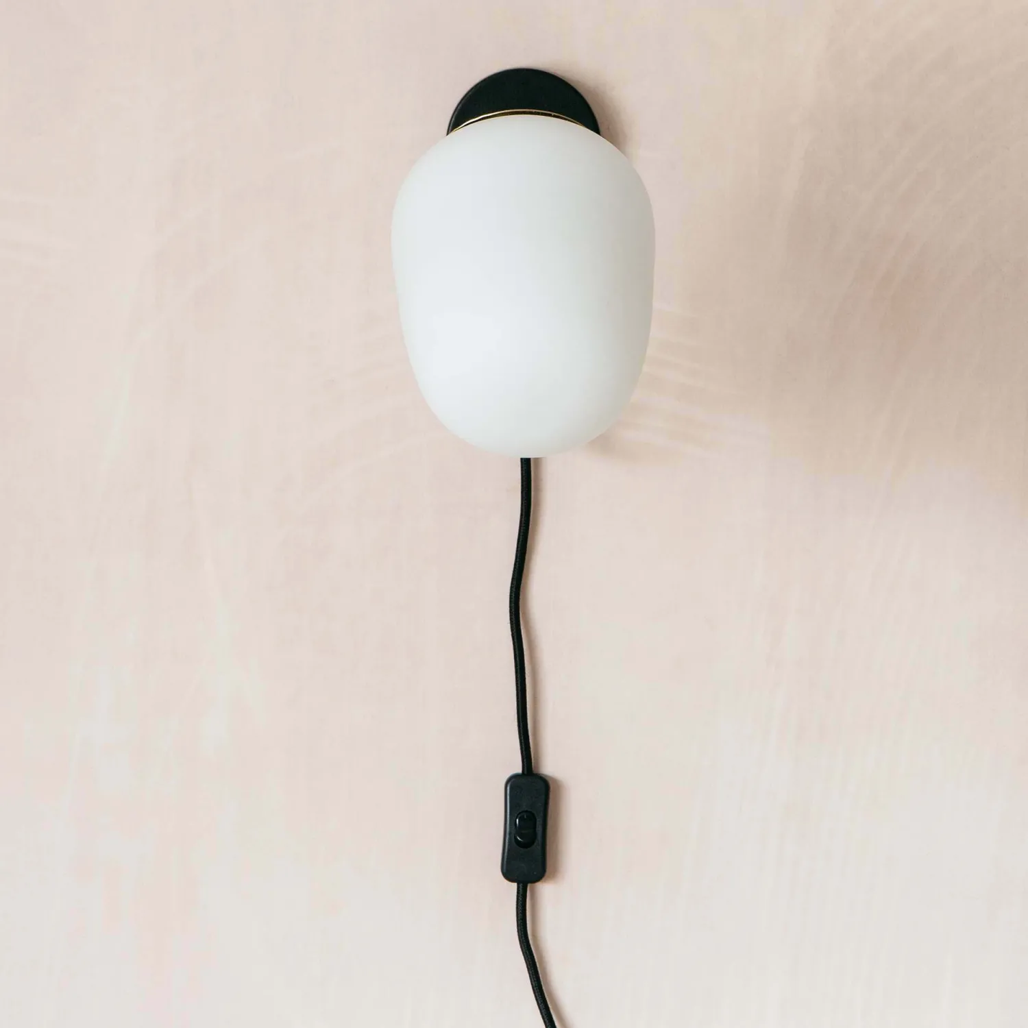 Graham & Green Alice Wall Light