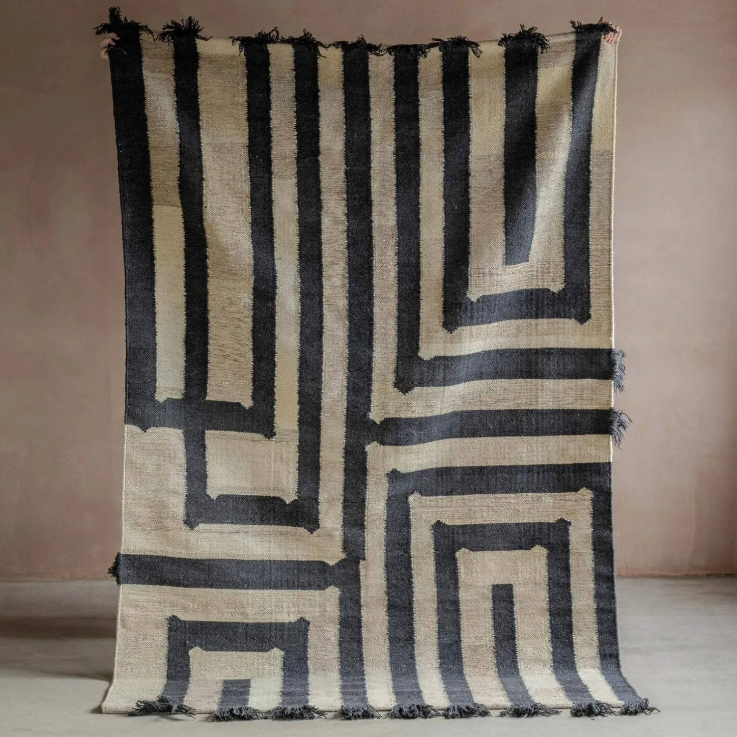 Graham & Green Bridget Monochrome Rug 150 x 240cm