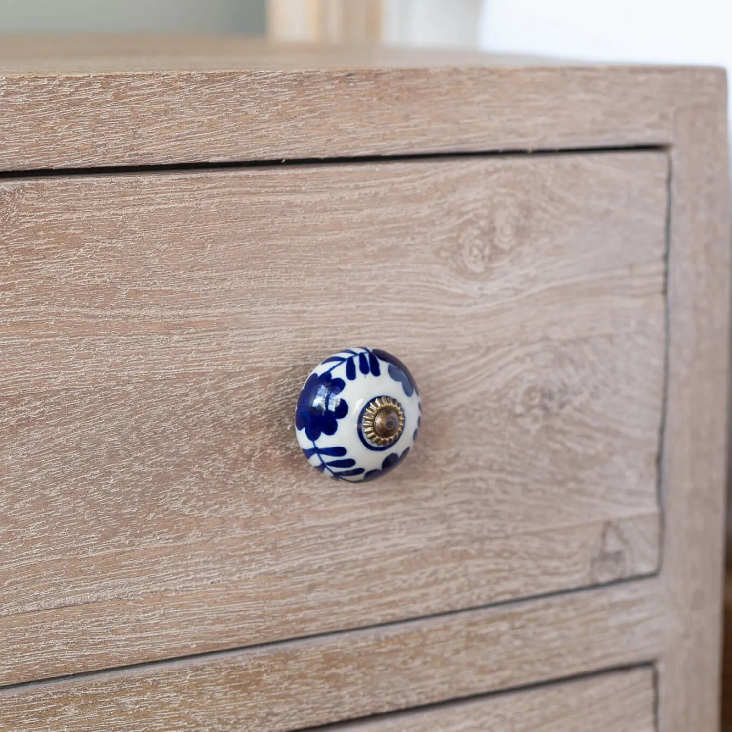 Graham & Green Ceramic Foliage Hand-painted Knob
