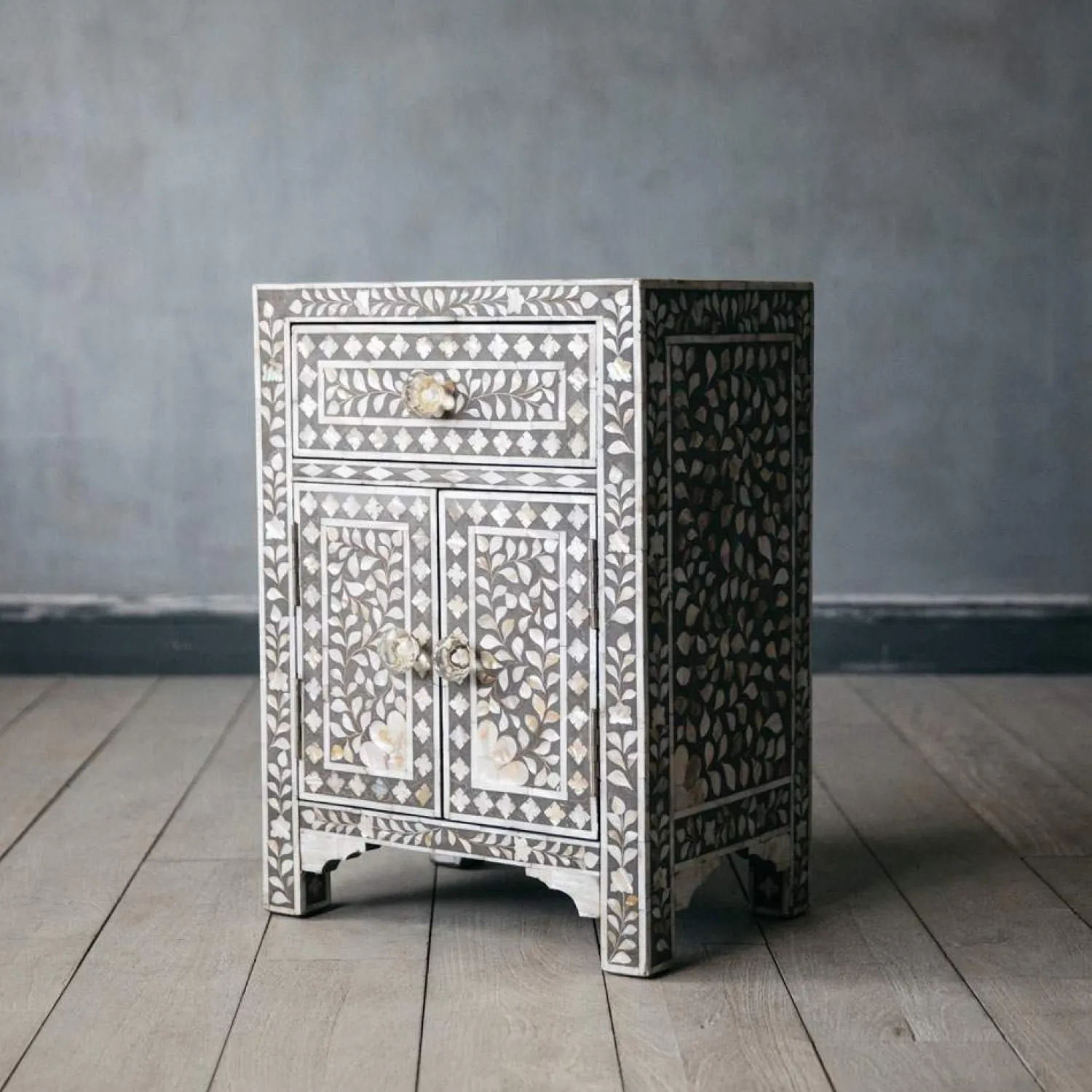 Graham & Green Classic Grey Mother of Pearl Bedside Table