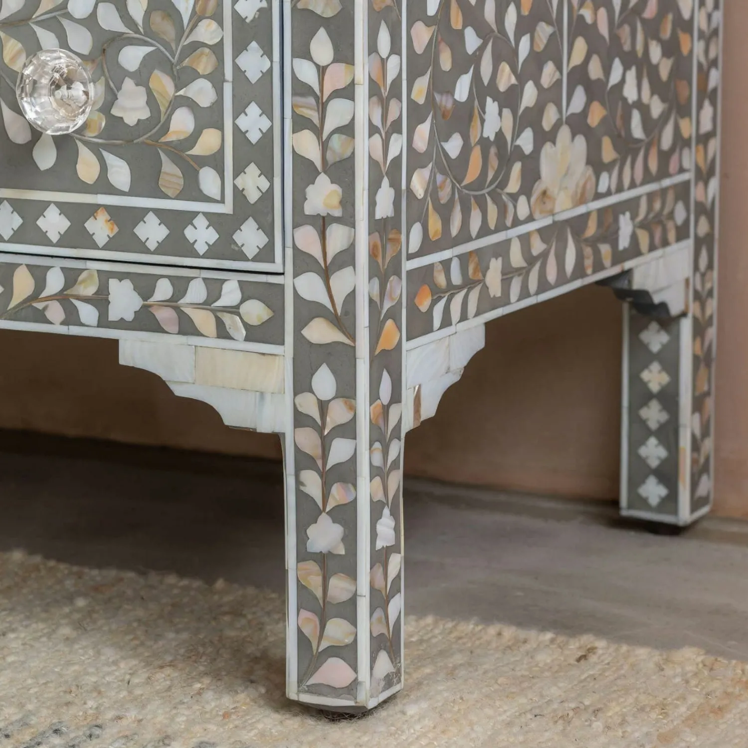 Graham & Green Classic Grey Mother of Pearl Small Double Chest of Drawers