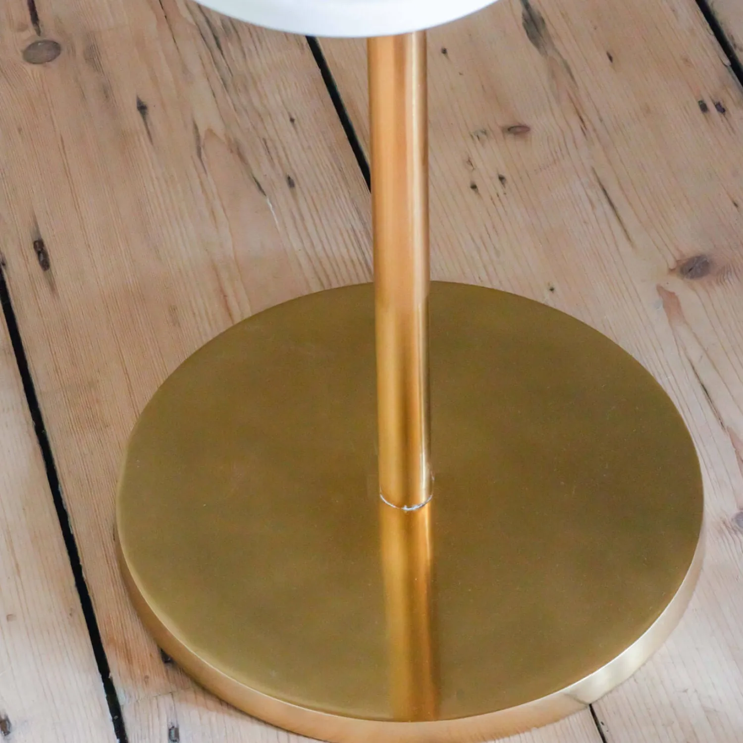 Graham & Green Daisy Marble Side Table