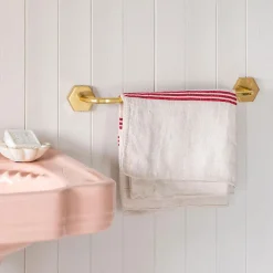 Graham & Green Devonshire Hexagon Towel Rail
