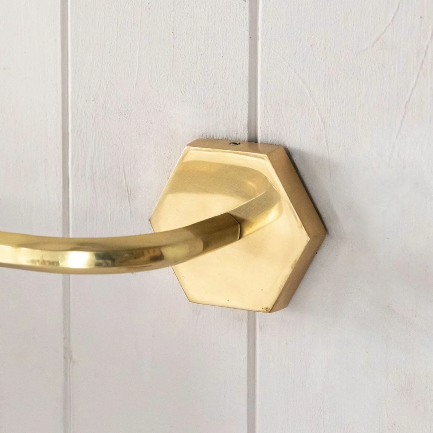 Graham & Green Devonshire Hexagon Towel Rail
