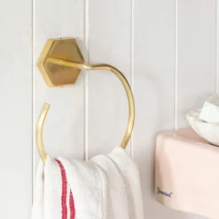 Graham & Green Devonshire Hexagon Towel Ring