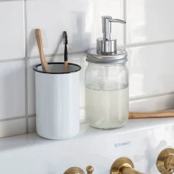 Graham & Green Enamel Toothbrush Holder