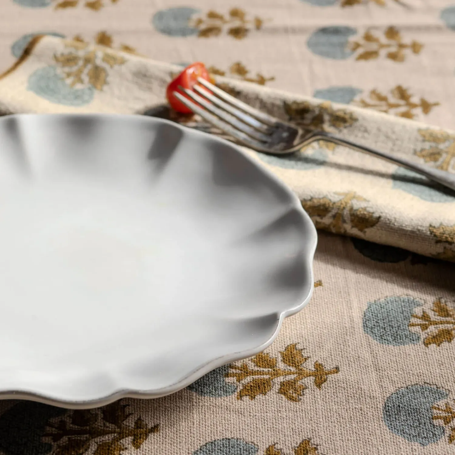 Graham & Green Evora Tableware Collection