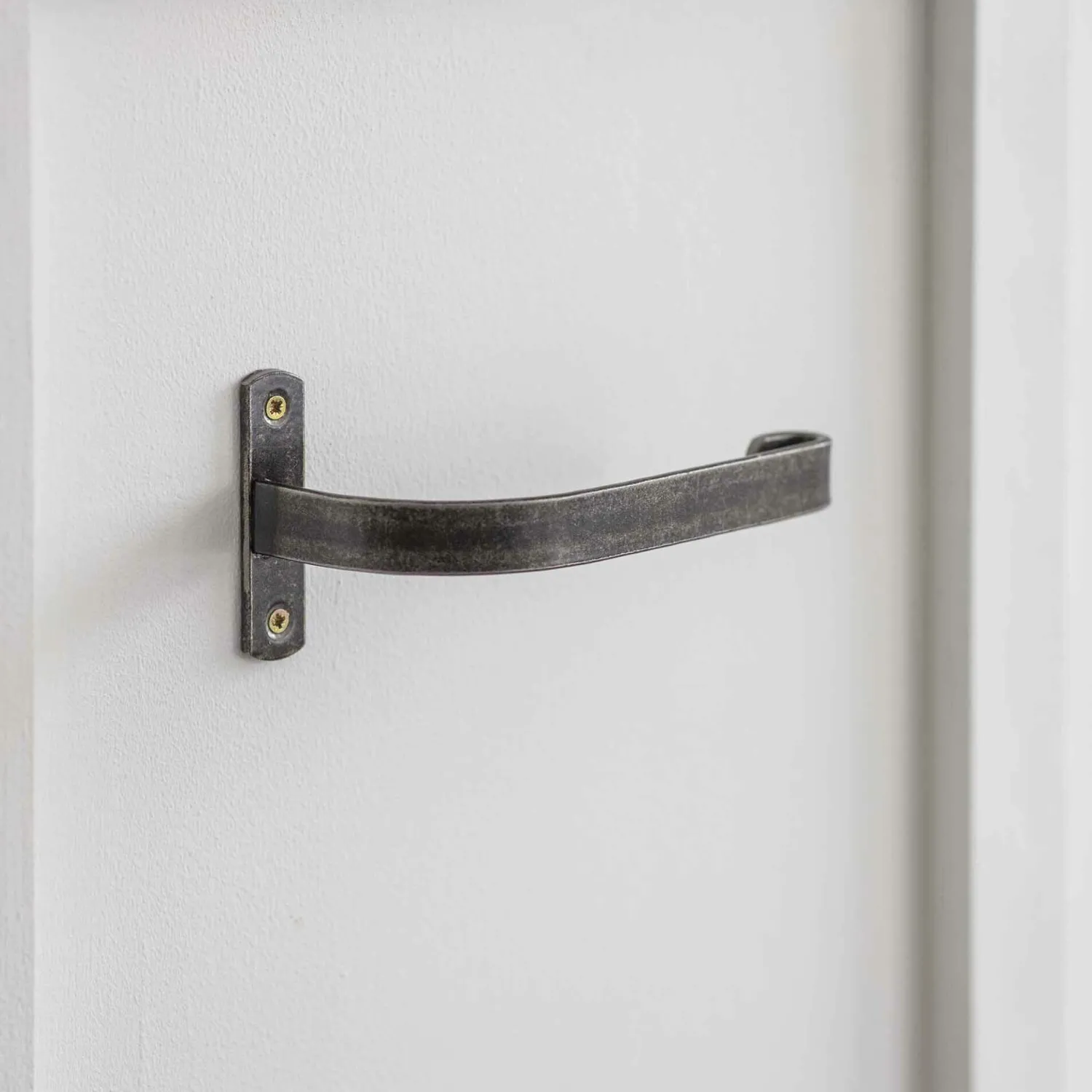 Graham & Green Farringdon Loo Roll Holder