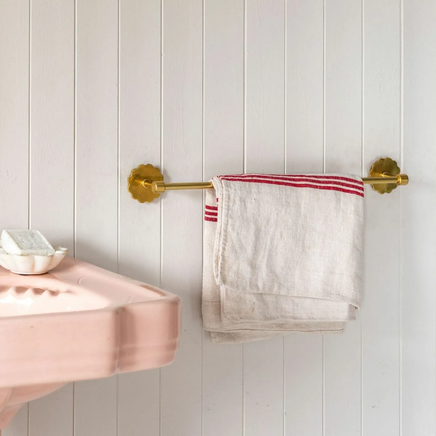 Graham & Green Fosse Towel Rail