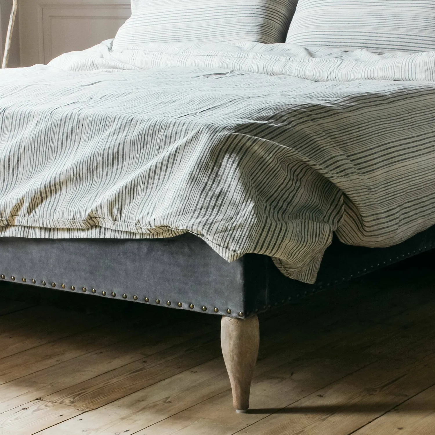 Graham & Green Genevieve Grey Velvet Beds