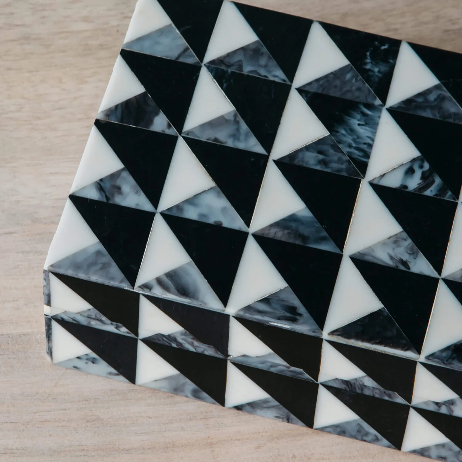 Graham & Green Geometric Pyramid Box