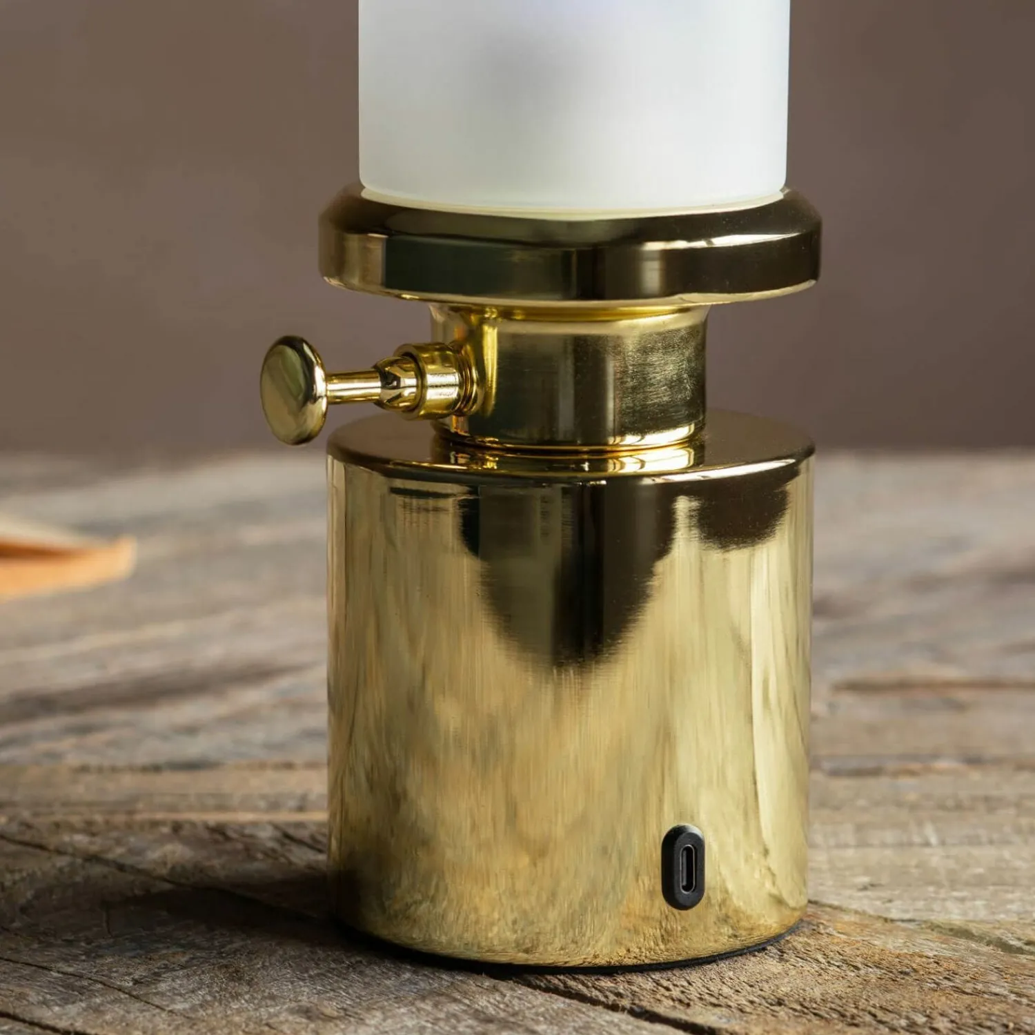 Graham & Green Gold LED Oil Lamp