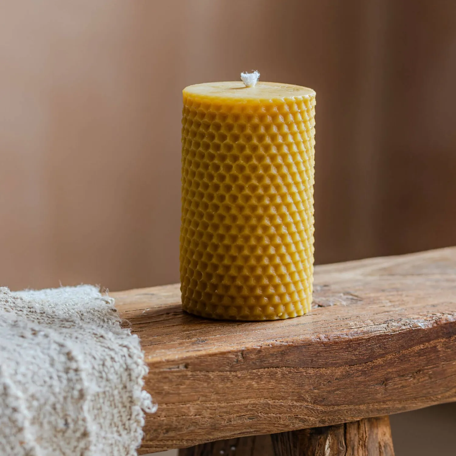 Graham & Green Large Beeswax Pillar Candle