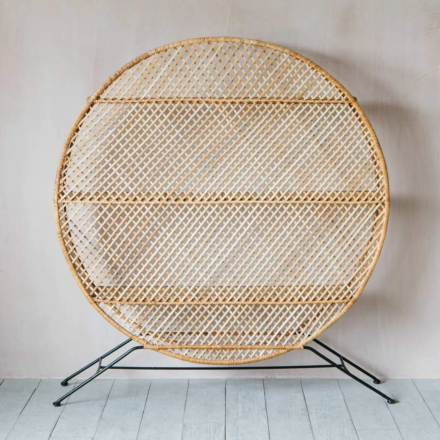 Graham & Green Large Wren Round Wicker Shelving Unit