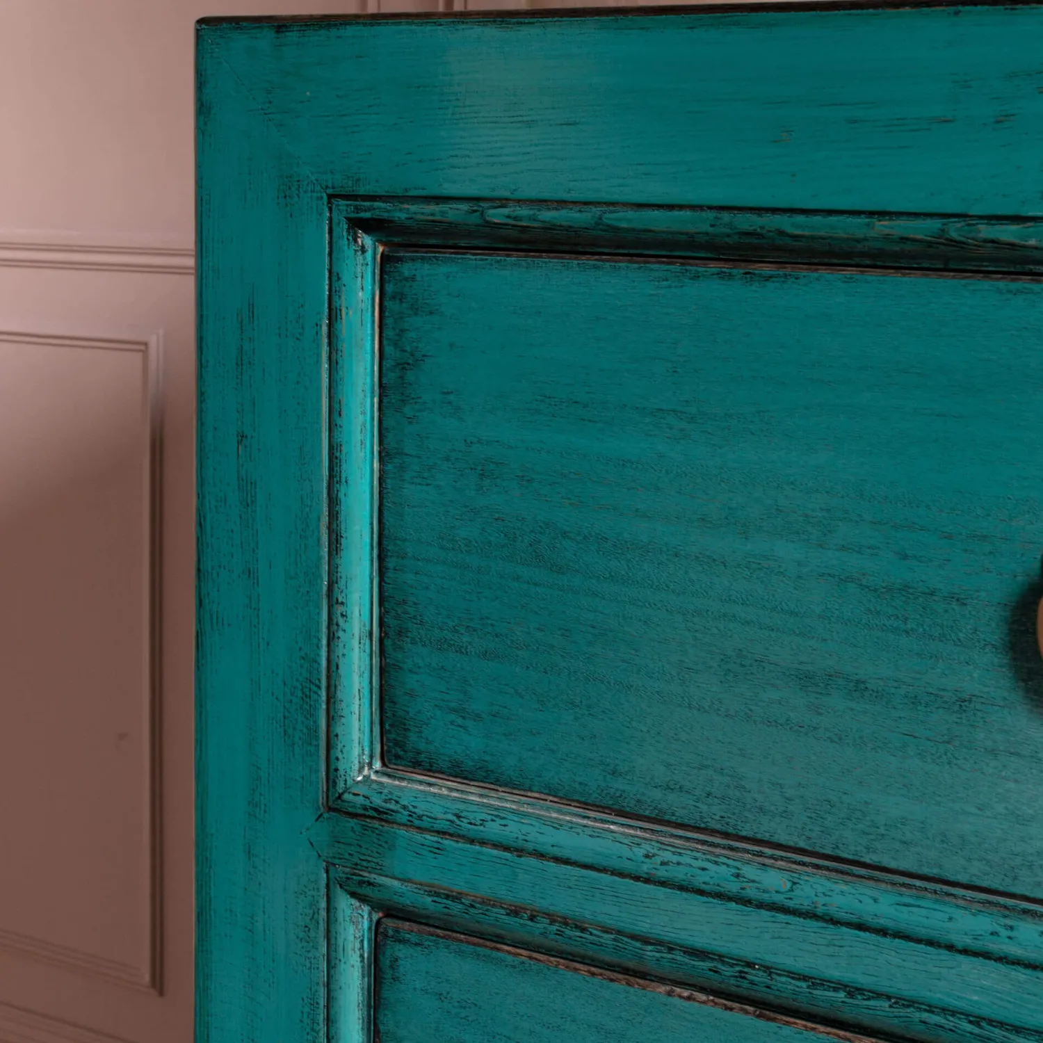 Graham & Green Leshan Peacock Chest of Drawers