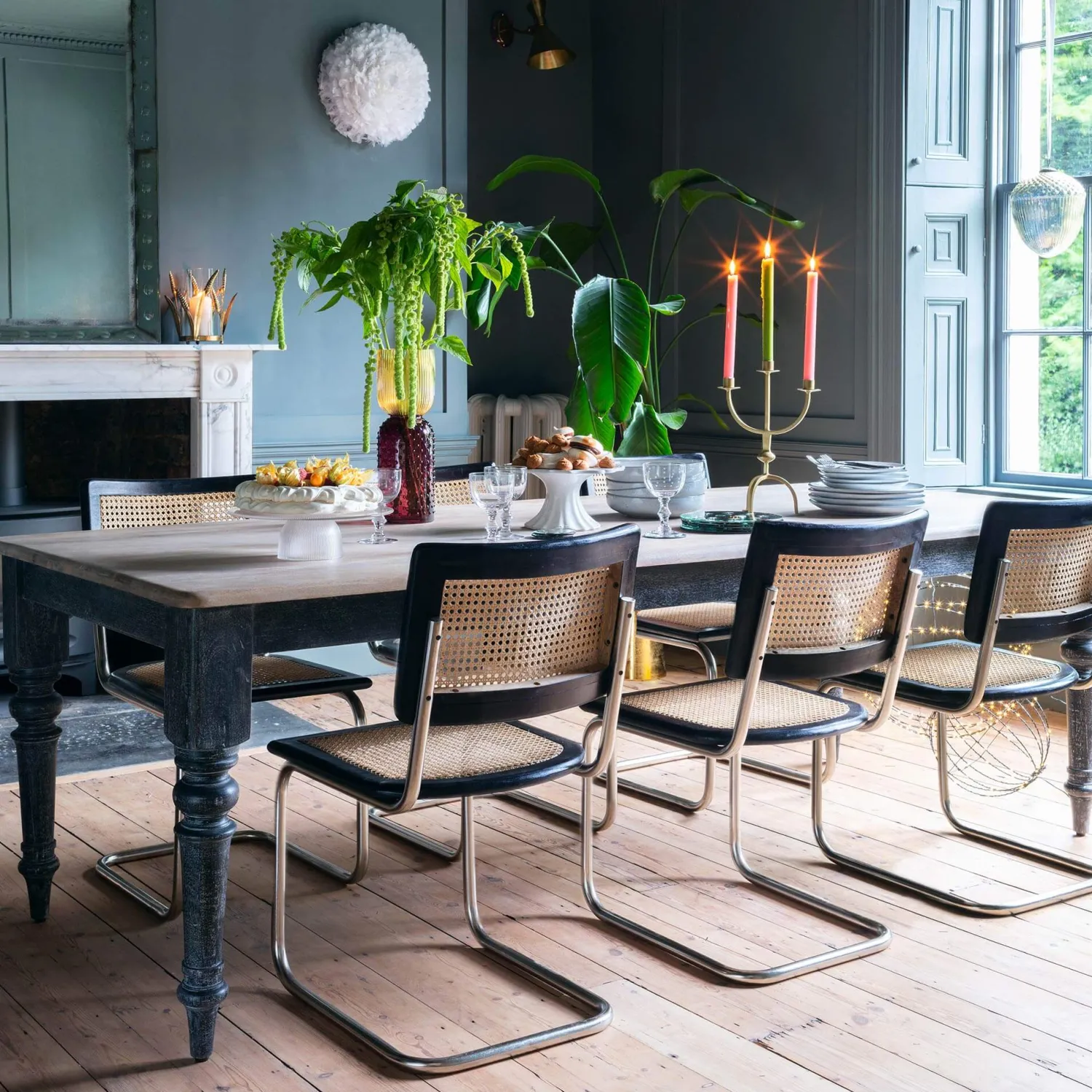 Graham & Green Lincoln 8 Seater Dining Table