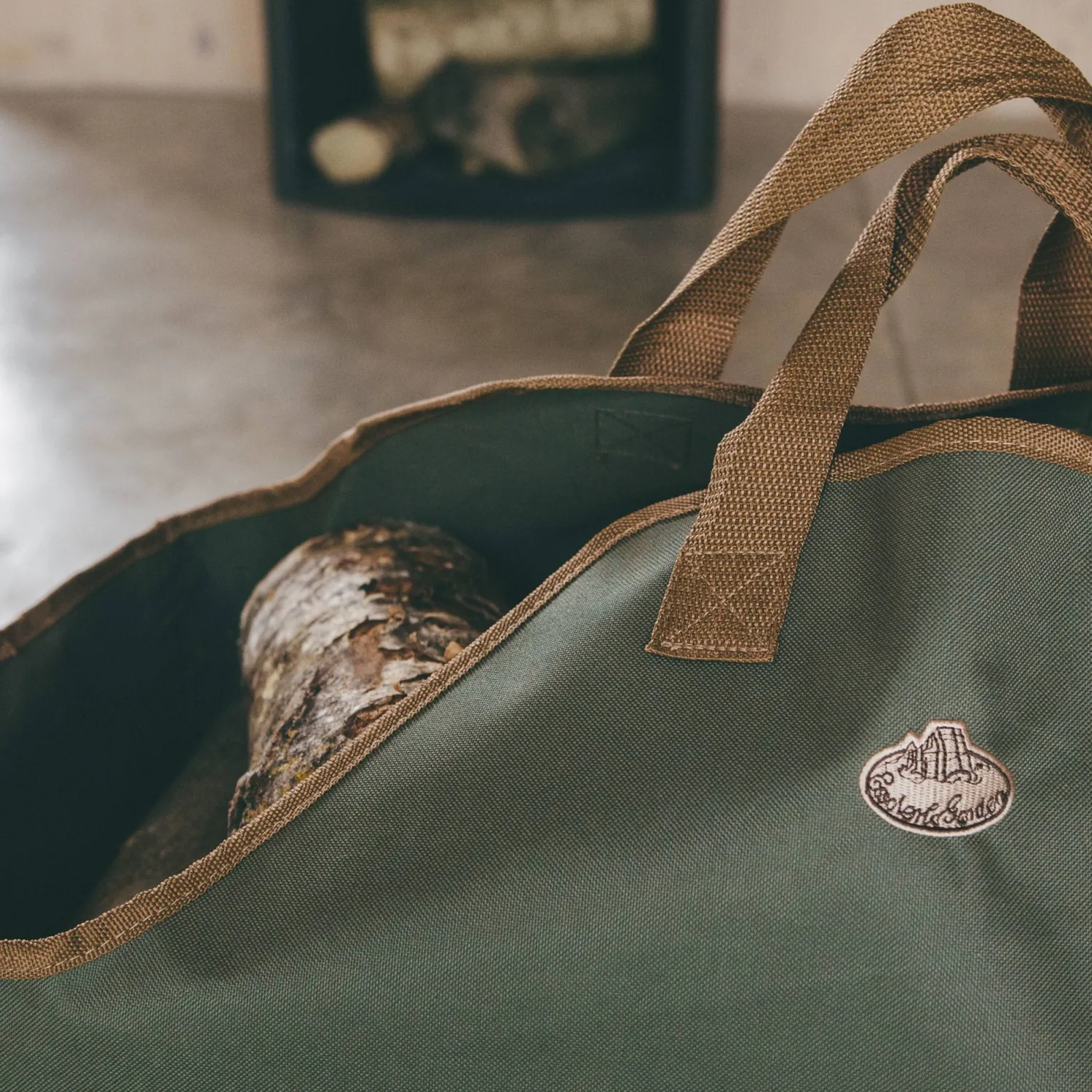 Graham & Green Log Carrier