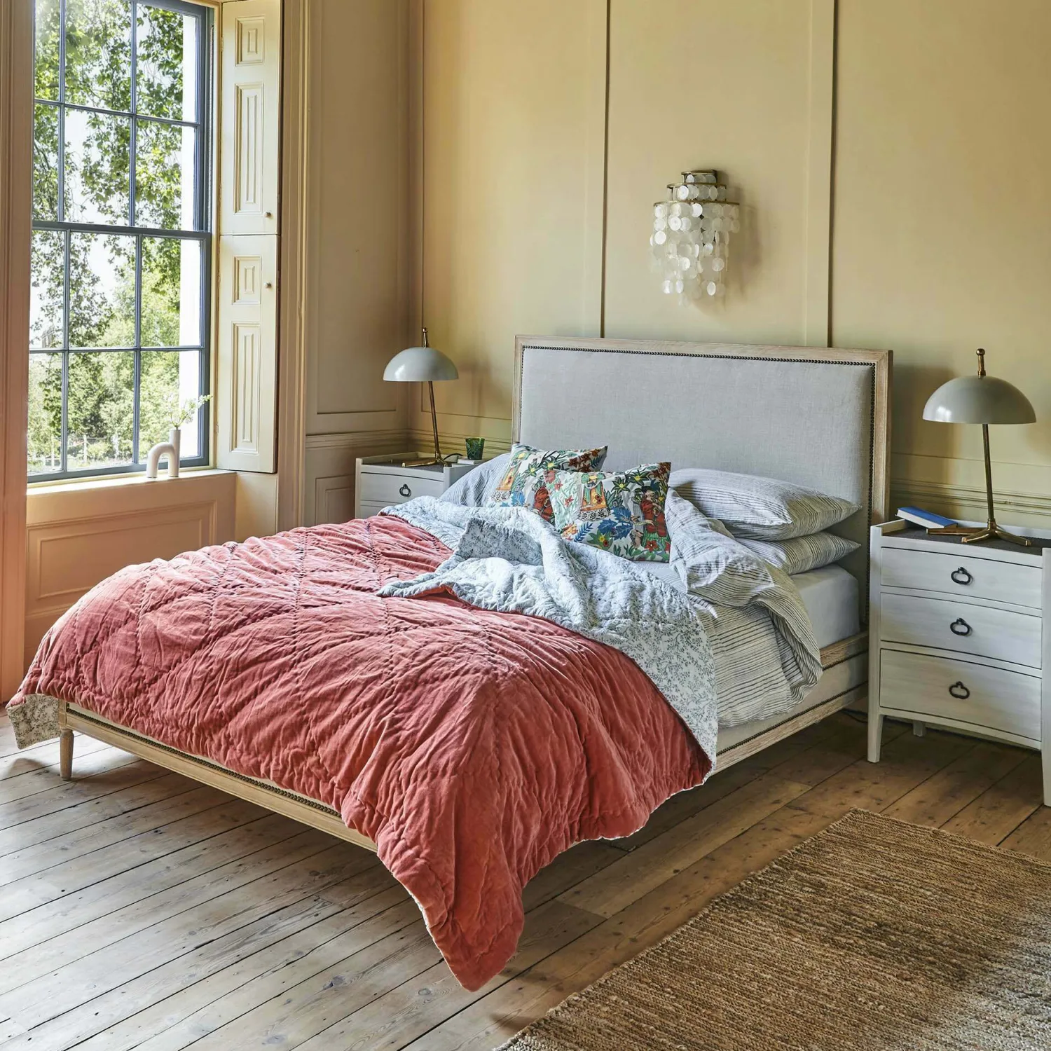 Graham & Green Luna Natural Linen King Size Bed