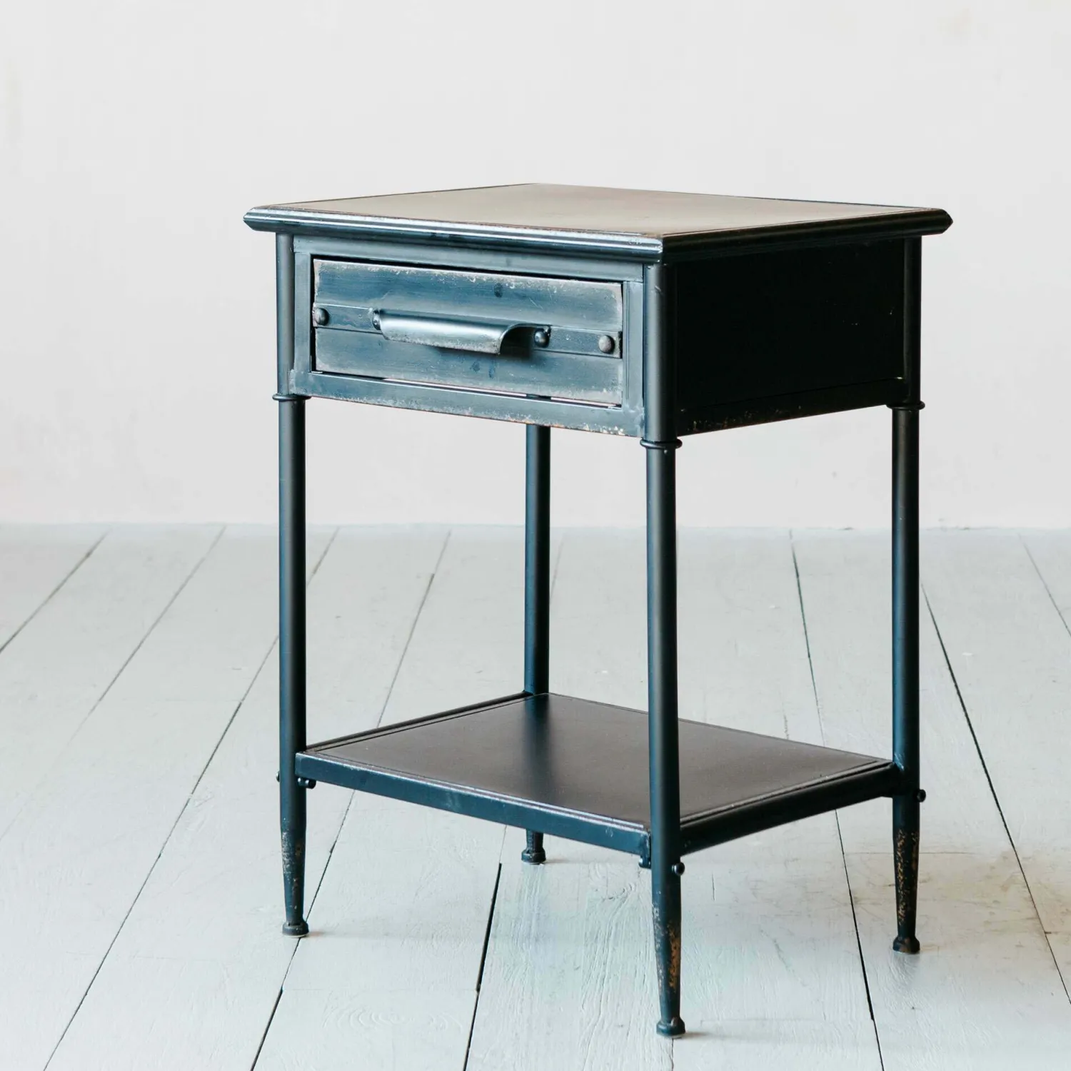 Graham & Green Lupin Bedside Table