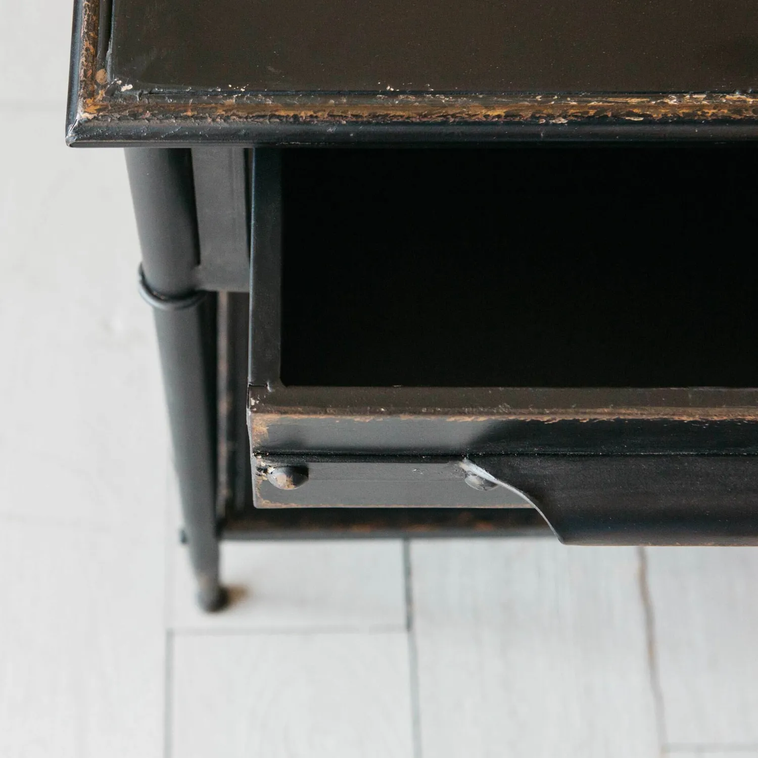Graham & Green Lupin Bedside Table