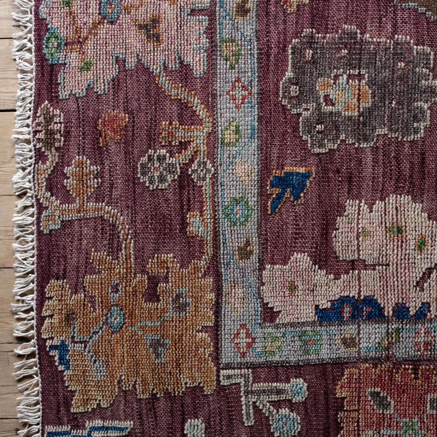 Graham & Green Lyla Hand-Knotted Rug 200 x 300cm