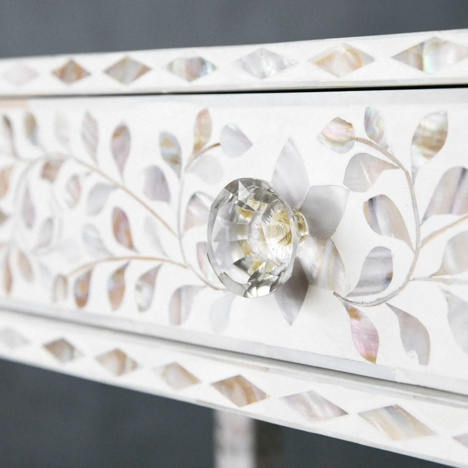 Graham & Green Maxi White Mother of Pearl Dressing Table