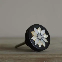 Graham & Green Mother of Pearl Flower Knob