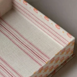 Graham & Green Natural Flower Decorative Box - Small
