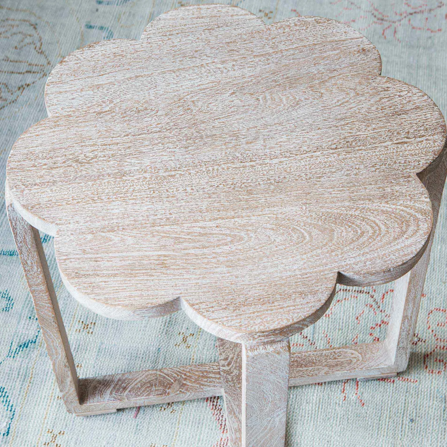 Graham & Green Natural Scallop Side Table