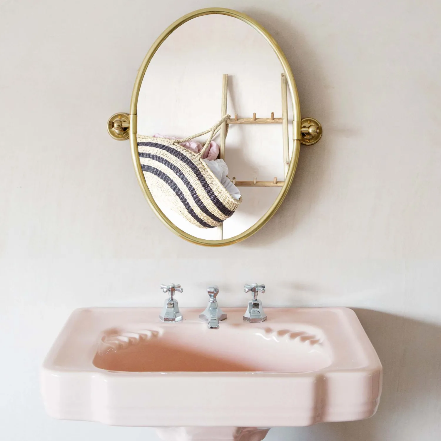 Graham & Green Otto Antique Gold Oval Tilting Mirror