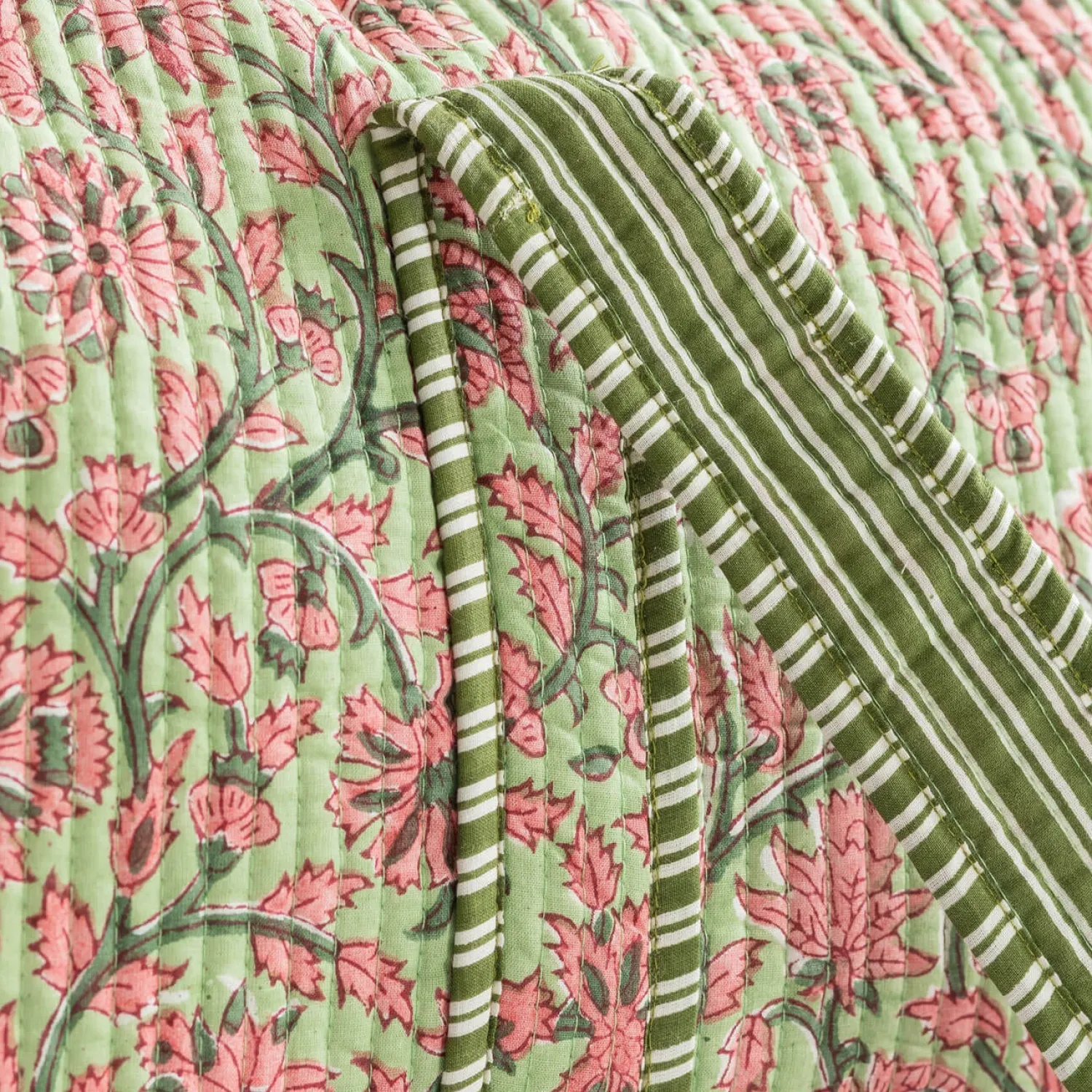 Graham & Green Pink & Green Floral Weekend Bag - Small
