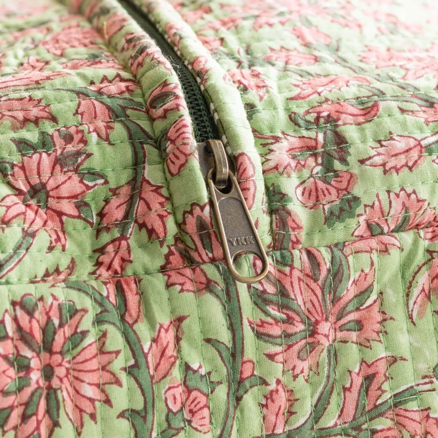 Graham & Green Pink & Green Floral Weekend Bag - Small