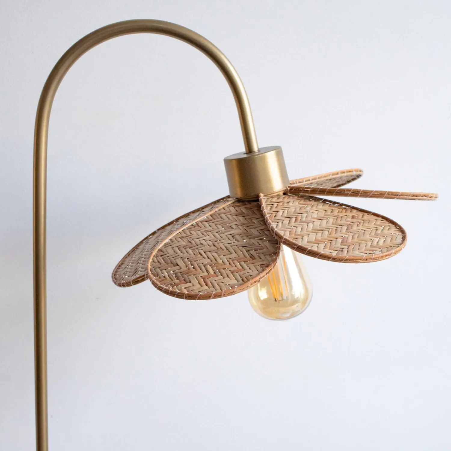 Graham & Green Primrose Table Lamp