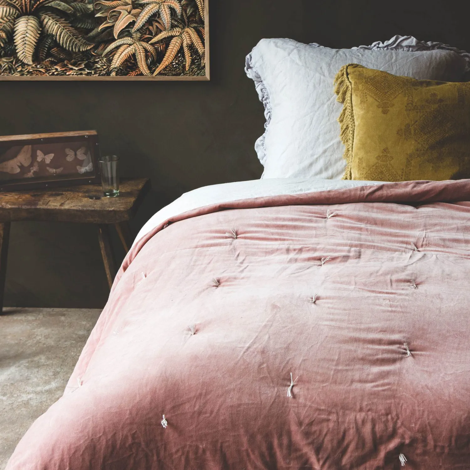 Graham & Green Rose Velvet Pebble Quilts