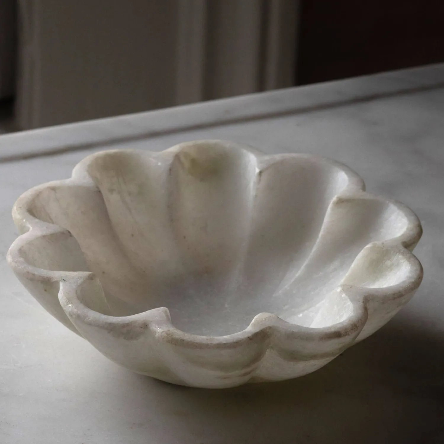 Graham & Green Scalloped Marble Trinket Dish
