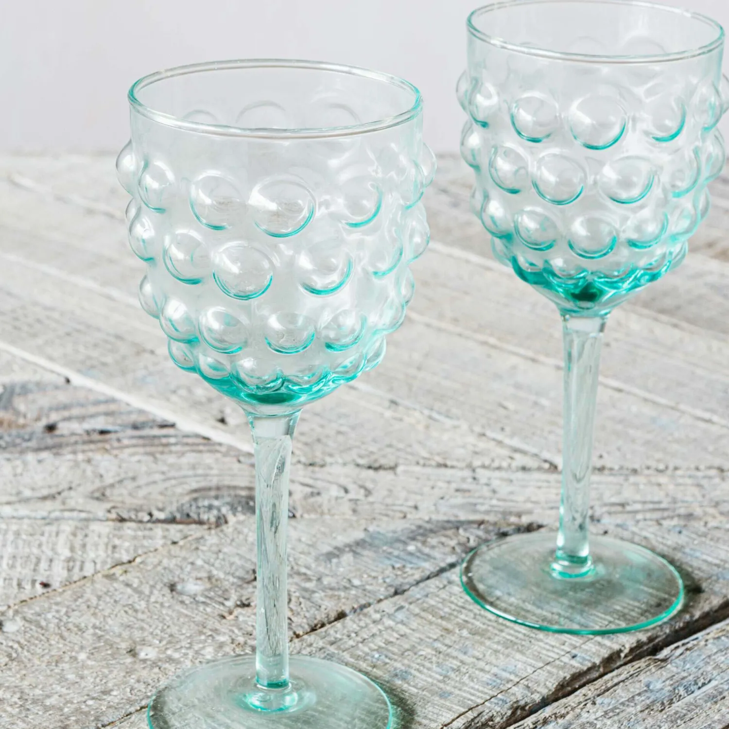 Graham & Green Set of Four Bubble Wine Glasses