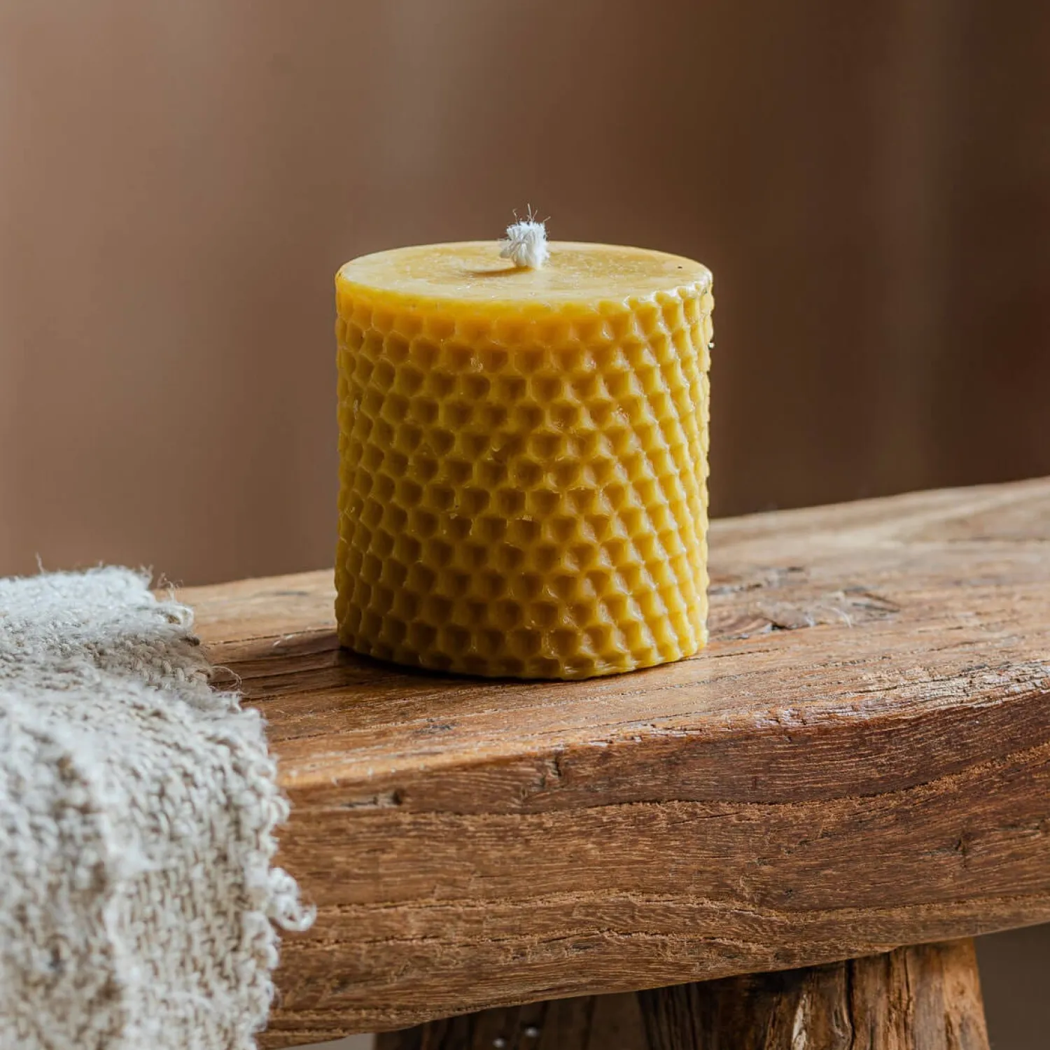 Graham & Green Small Beeswax Pillar Candle