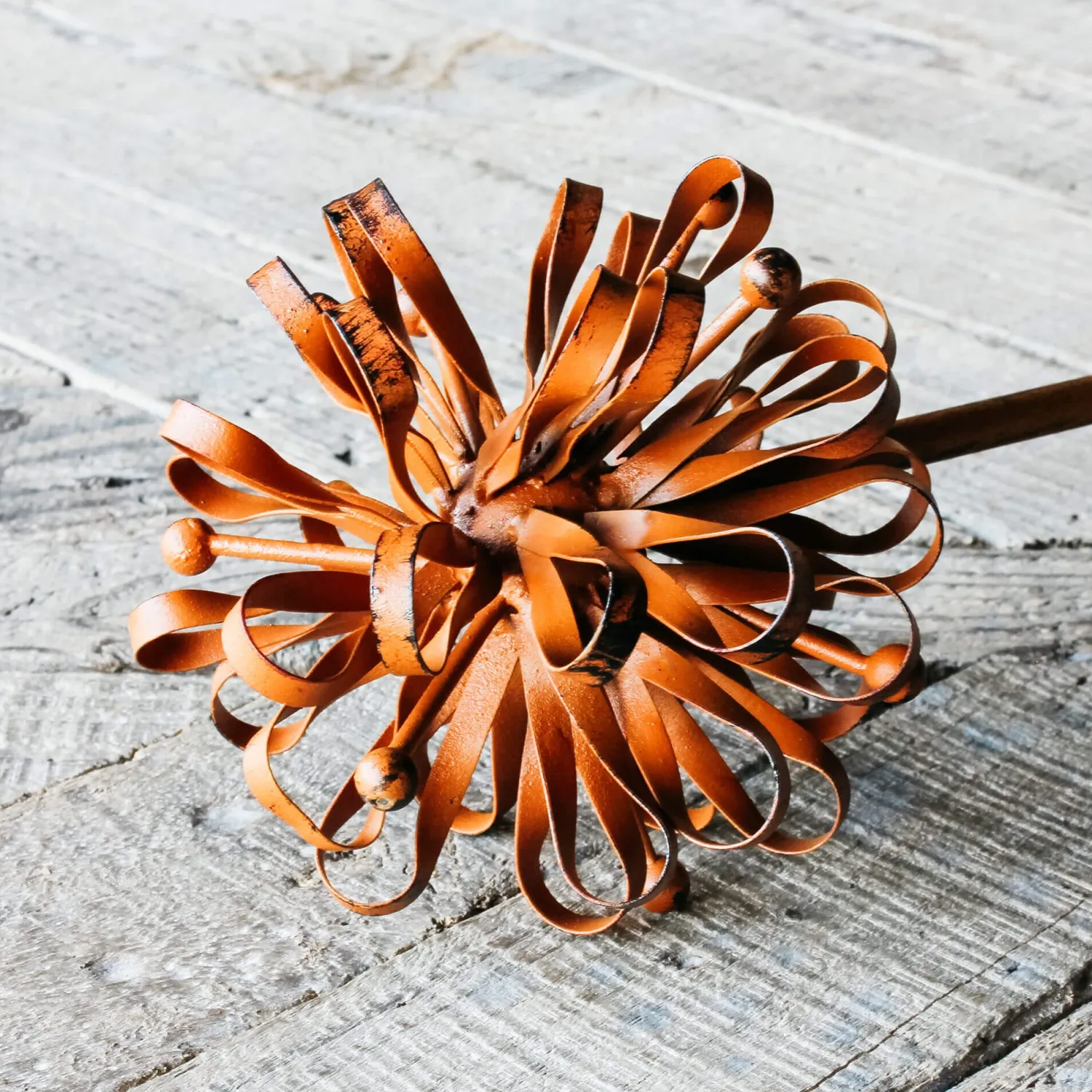Graham & Green Small Dahlia Garden Stake