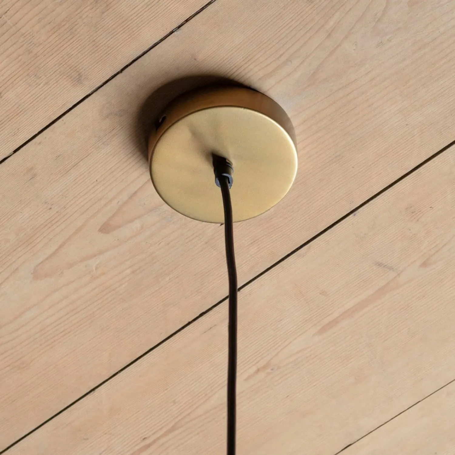 Graham & Green Snowdrop Wicker Pendant Light