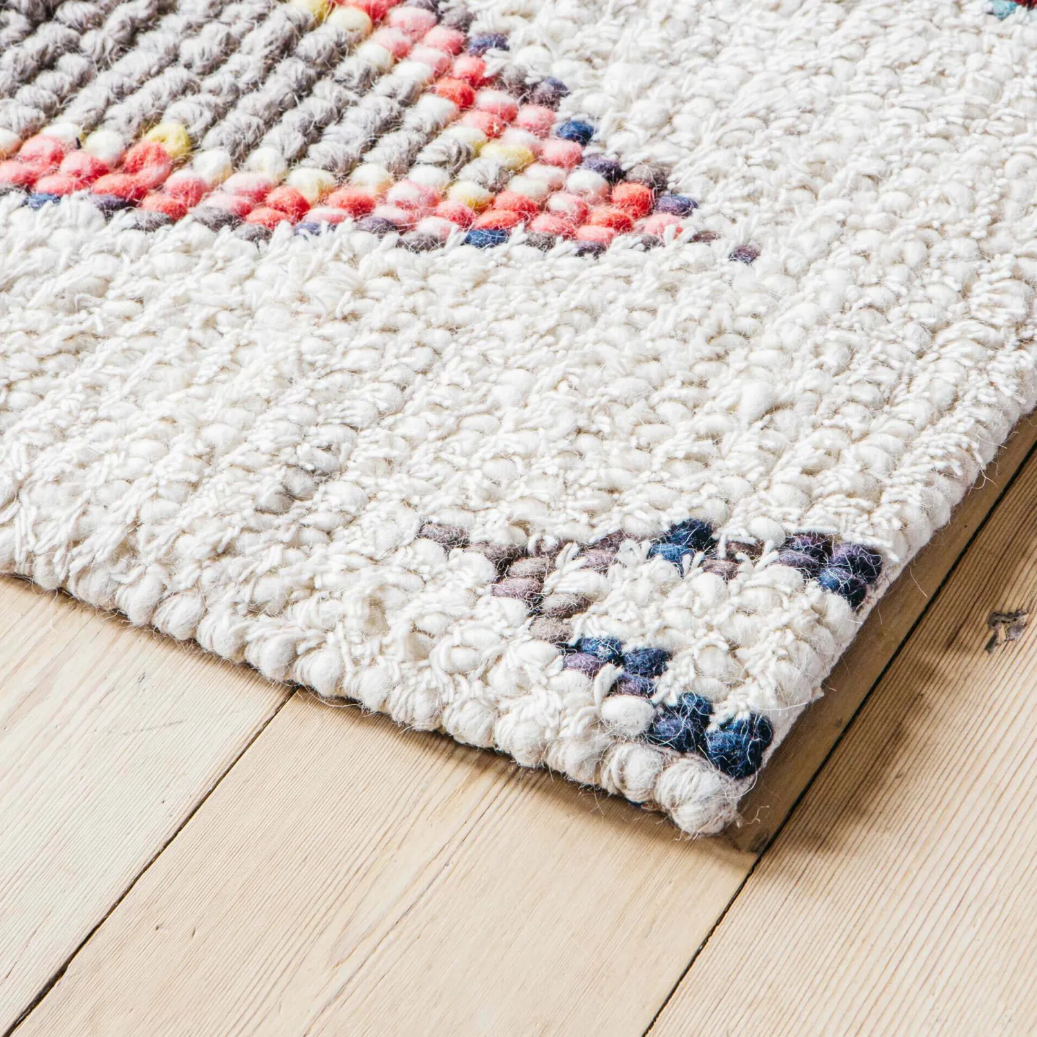 Graham & Green Tasmin Rug 240 x 180cm