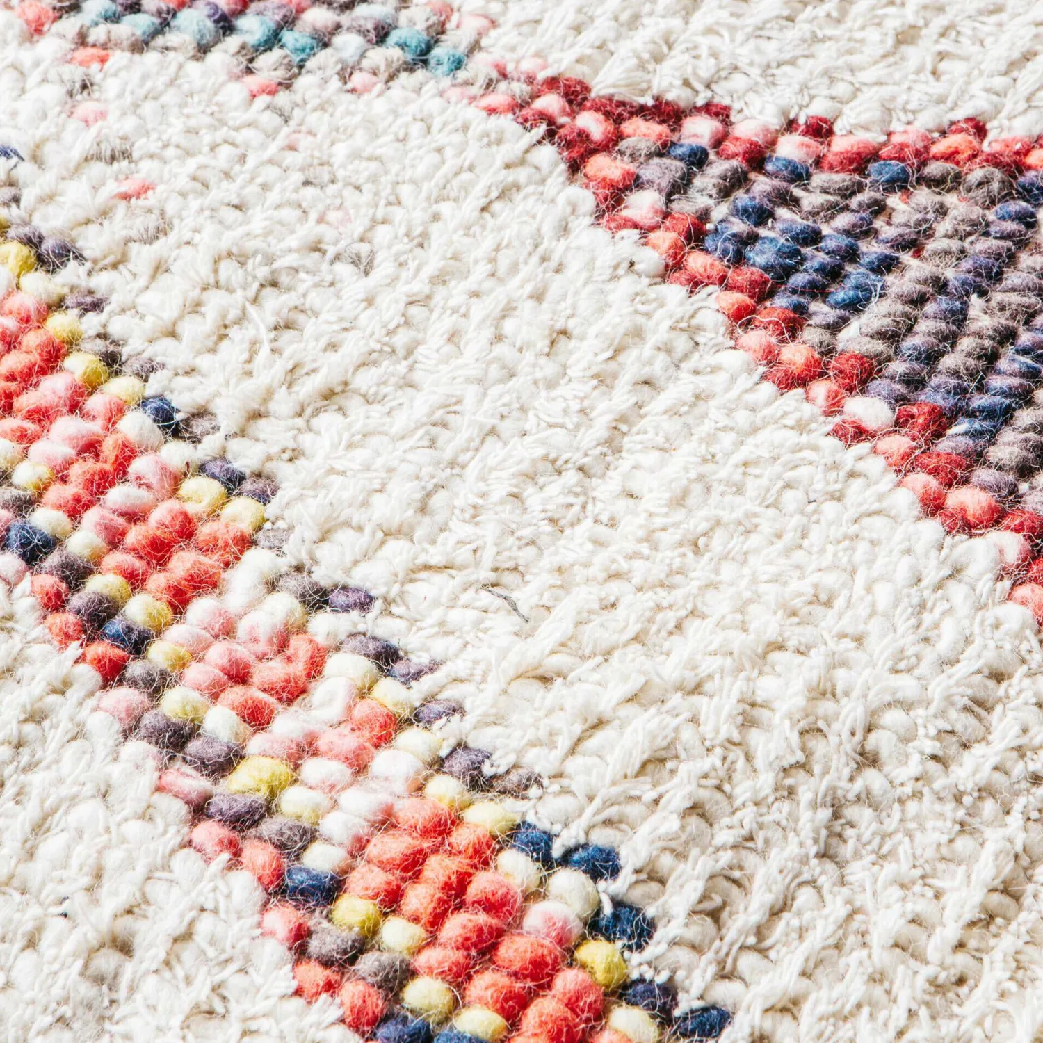 Graham & Green Tasmin Rug 240 x 180cm