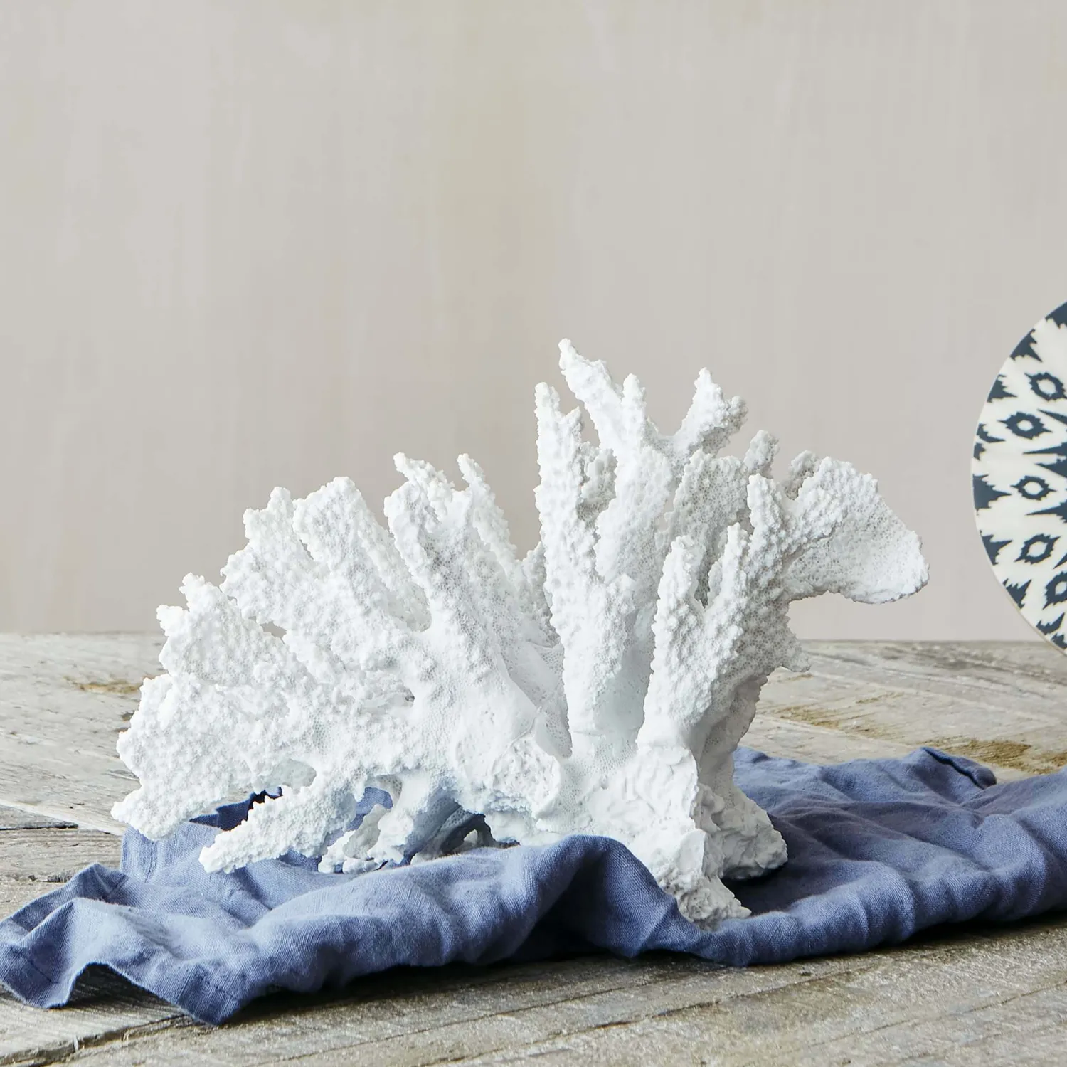 Graham & Green White Ceramic Coral