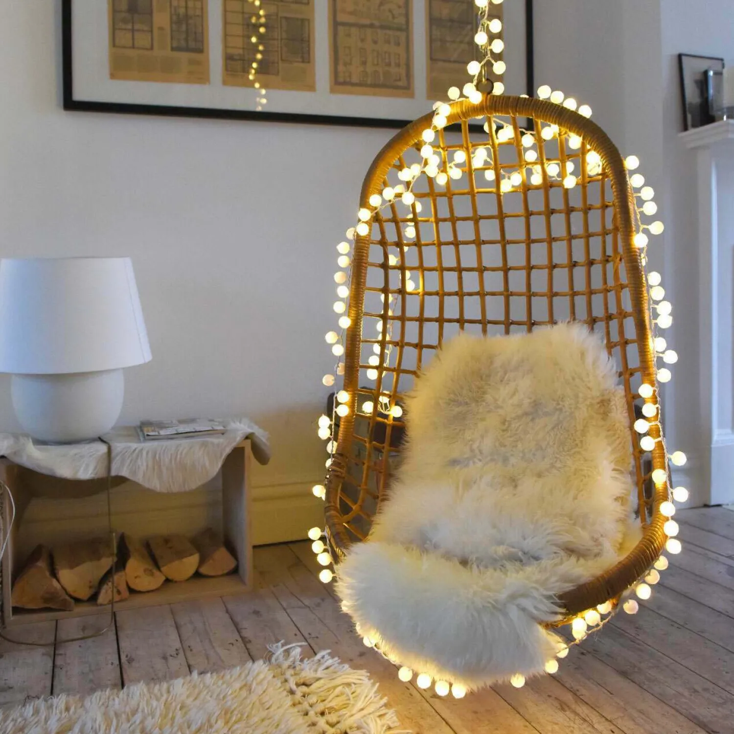 Graham & Green White Pom Pom Garland
