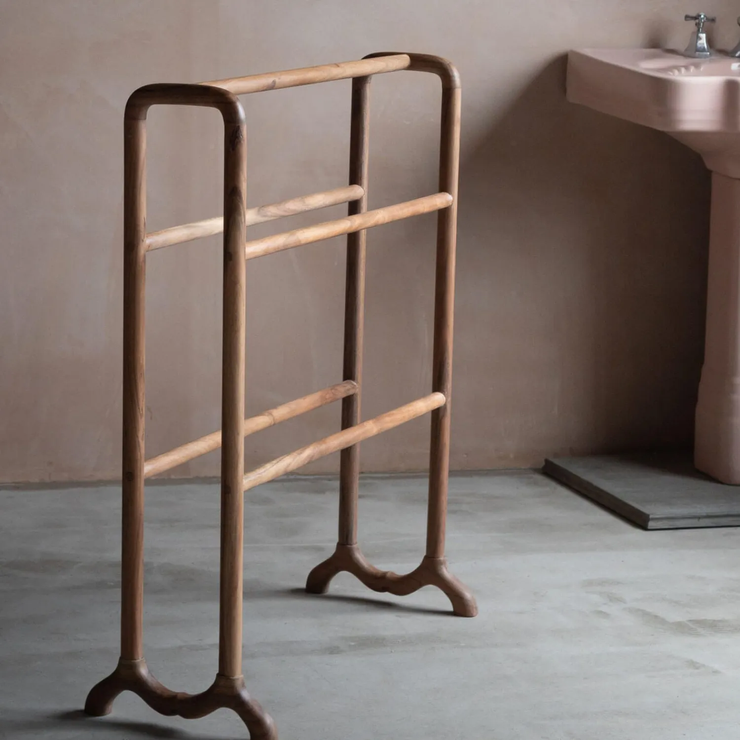 Graham & Green Wooden Towel Stand